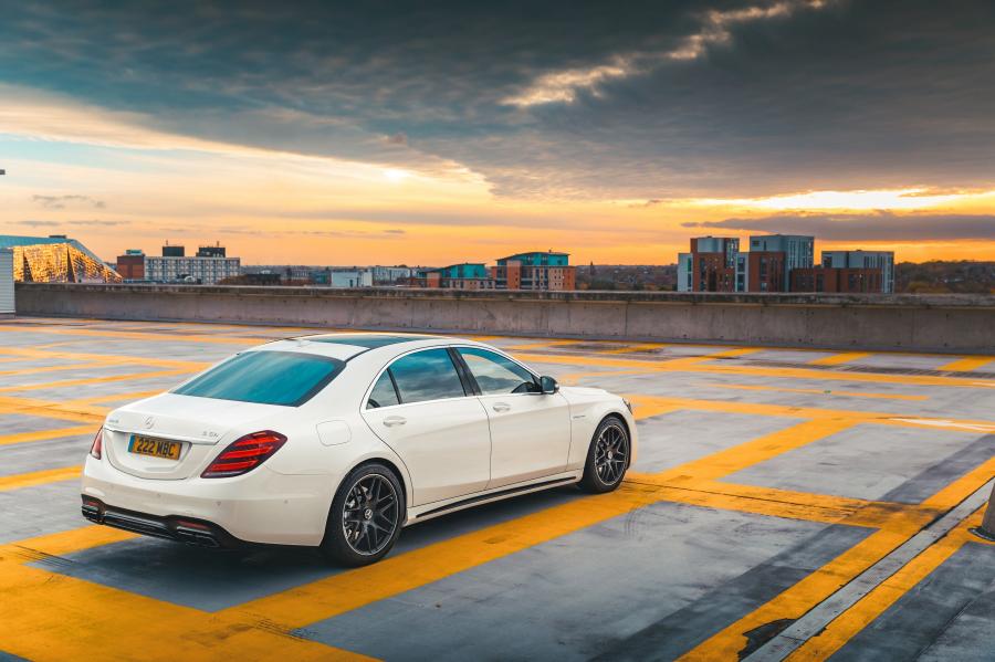  Mercedes-AMG S63 4Matic+ Lang (V222) 2017 года  (UK) (фото 15 из 40)